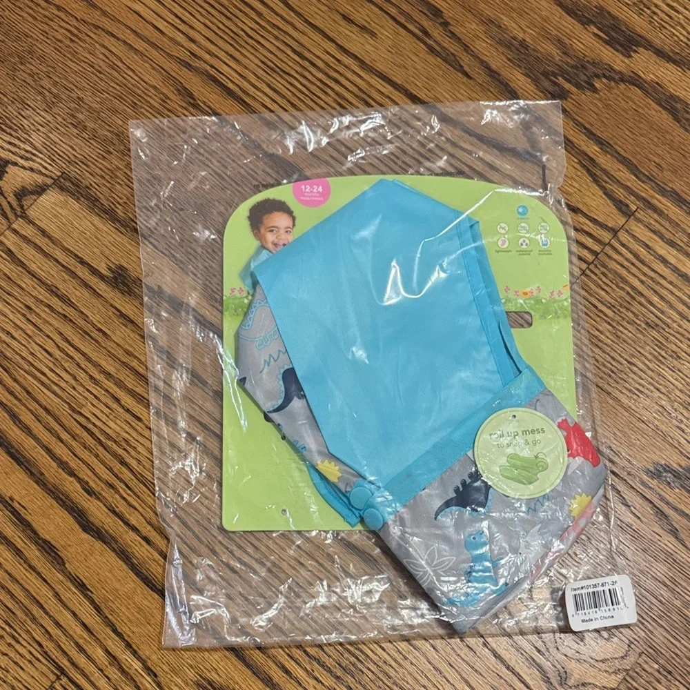 Green Sprouts Long Sleeve Bib NWT 12-24 m